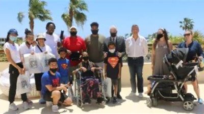 محافظ جنوب سيناء يلتقي الأمريكية 