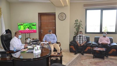 تطبيق قرارات الحكومة ومواجهة الإشغالات وتحسين النظافة ببني سويف
