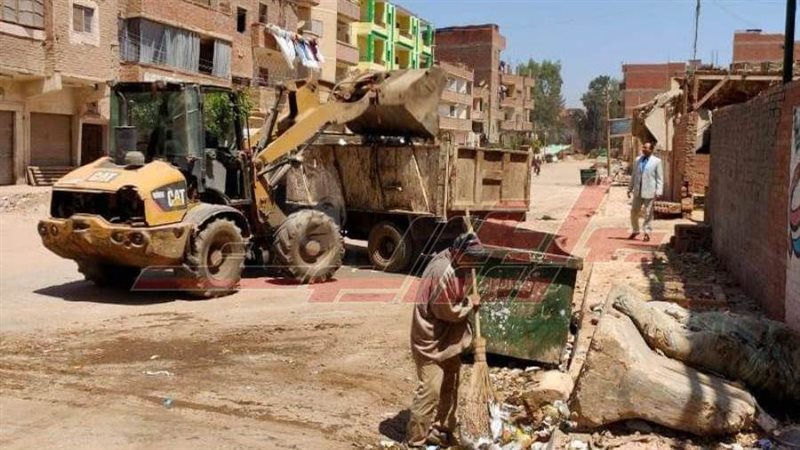 رفع تراكمات القمامة