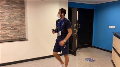 بيراميدز يصل استاد الدفاع الجوي استعدادًا لمواجهة أنيمبا في الكونفدرالية