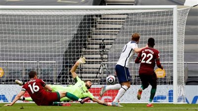 «كين» يقود توتنهام للفوز على وولفرهامبتون ويتصدر ترتيب هدافين البريميرليج