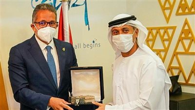 العناني ومنار يلتقيان بوزير ريادة الأعمال الإماراتي 