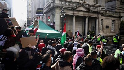 شرطة لندن تلقي القبض على 4 أشخاص بسبب 