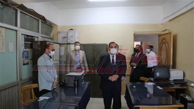 محافظ كفر الشيخ يهنئ العاملين بالديوان العام بعيد الفطر المبارك