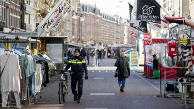 هولندا تعتزم تخفيف قيود الإغلاق المكافح لـ 