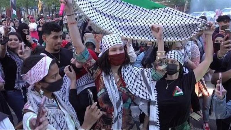 بيلا تدعم فلسطين