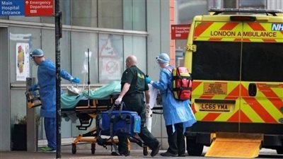 بريطانيا تسجل 2412 إصابة جديدة بفيروس كورونا