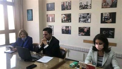 مساعد وزير الخارجية يشارك في ندوة عن العلاقات 