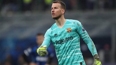 ارسنال يسعي للتعاقد مع حارس برشلونة قبل الموسم المقبل