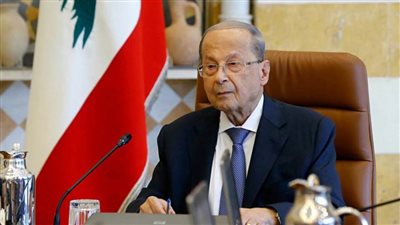 الرئيس اللبناني يُحمّل الحريري مسؤولية تأخير تشكيل الحكومة ويطالب البرلمان باتخاذ إجراء