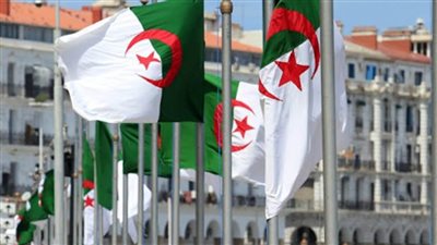 الجزائر تمدد حظر التجوال في 19 ولاية لمدة شهر بسبب كورونا