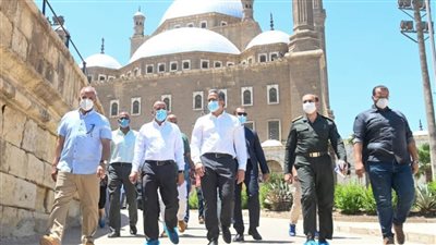 بالصور.. العناني يتفقد عمليات ترميم قلعة صلاح الدين الأيوبي 