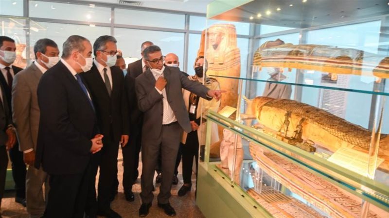 الأثار والمومياوت