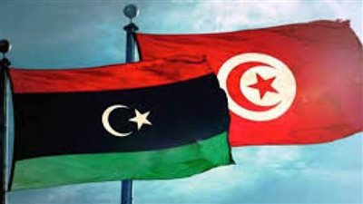 وزيرا صحة تونس وليبيا يبحثان التعاون في مجال مكافحة الأمراض المستجدة