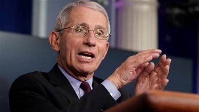 مستشار البيت الأبيض: الناس أساءت تفسير إرشادات خلع الكمامات