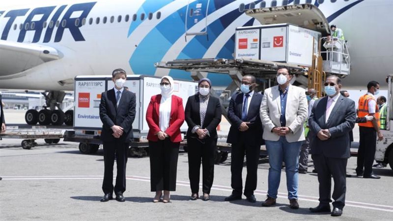 وزيرة الصحة خلال