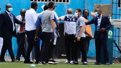 مشاجرة ومضايقات لبيراميدز في ملعب أنيمبا.. (صور)