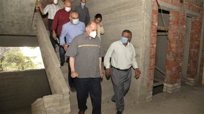 محافظ أسيوط يتفقد أعمال تجهيز مقر مركز معلومات شبكات المرافق