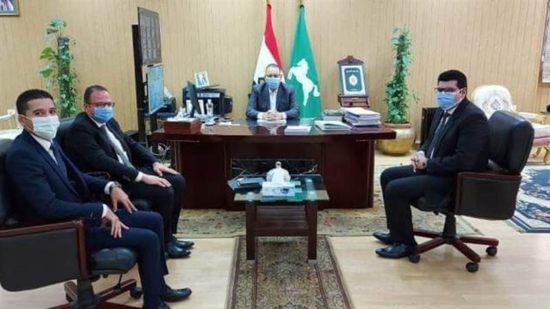 محافظ الشرقية يستقبل