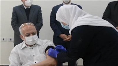 محافظ المنيا : إقبال كبير على المركز المتنقل للقاحات فيروس كورونا