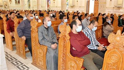 بنسبة 25%.. مطرانية ملوى بالمنيا تسمح بمشاركة أفراد الشعب في صلوات القداسات