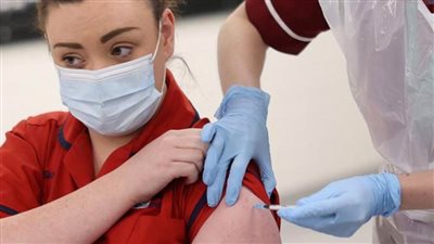 أمريكا: تطعيم 50% من البالغين بشكل كامل ضد كورونا