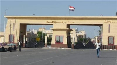 السفير الفلسطيني في مصر يشكر شيخ الأزهر لإرسال أكبر قافلة إغاثة 