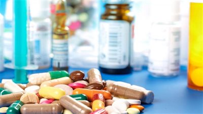 هيئة الدواء تنفي عدم أمان لقاحات فيروس كورونا