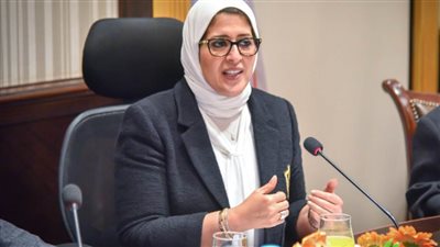 وزيرة الصحة: توفير تطعيم لقاح كورونا بالمنازل للمواطنين غير القادرين على الحركة