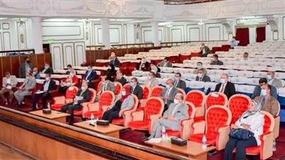   تدريب 15 ألف طالب بمركز جامعة بنى سويف المهني 