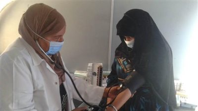 علاج  153مريضا فى قافلة من 4  تخصصات بصفط العرفا بنى سويف 