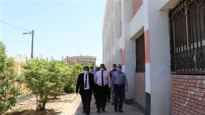 وكيل تعليم البحيرة يتفقد الاستعدادات لامتحانات نهاية العام الدراسى (صور)