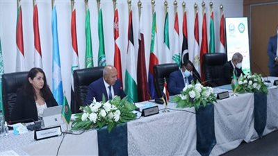 كامل الوزير: تقوية حركة النقل لربط الدول العربية براً وبحرا وجوا