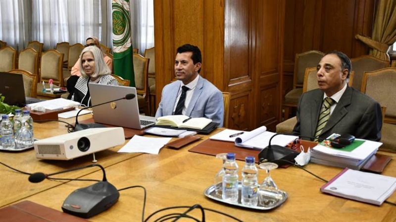 وزير الرياضة يطلق