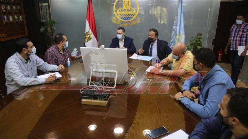 اجتماع نائب المحافظ