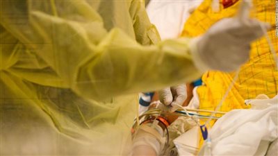 الولايات المتحدة تسجل أعلى عدد من المسافرين جوا في يوم واحد منذ تفشي 