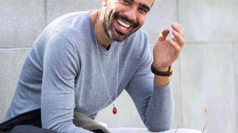 استايلست الأزياء