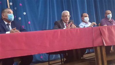 بالصور| تعليم الإسماعيلية يناقش الاستعدادات النهائية لانطلاق امتحان الشهادة الإعدادية