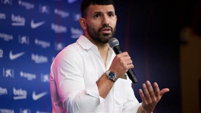 أجويرو يتحدث عن انتقاله لبرشلونة وتهنئة ميسي