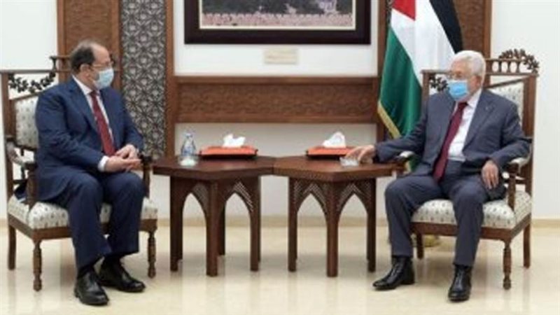 أبو مازن والوزير