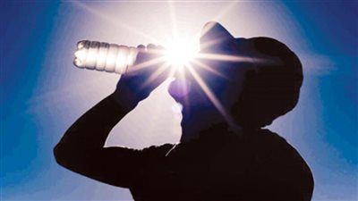 اتبع هذه الخطوات لكي تحافظ علي نفسك من ارتفاع درجة الحرارة