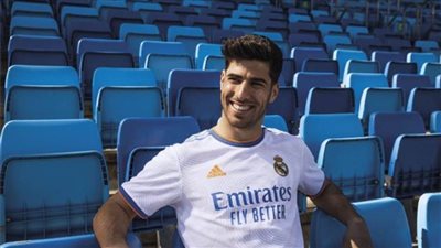 بالصور.. ريال مدريد يُعلن عن قميصه الأساسي في الموسم الجديد