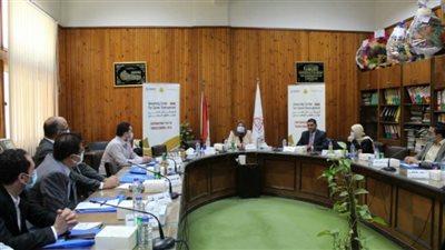 جامعة الزقازيق تناقش تطوير المناهج بكلية الزراعة للتوافق مع سوق العمل