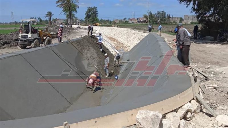 تبطين الترع