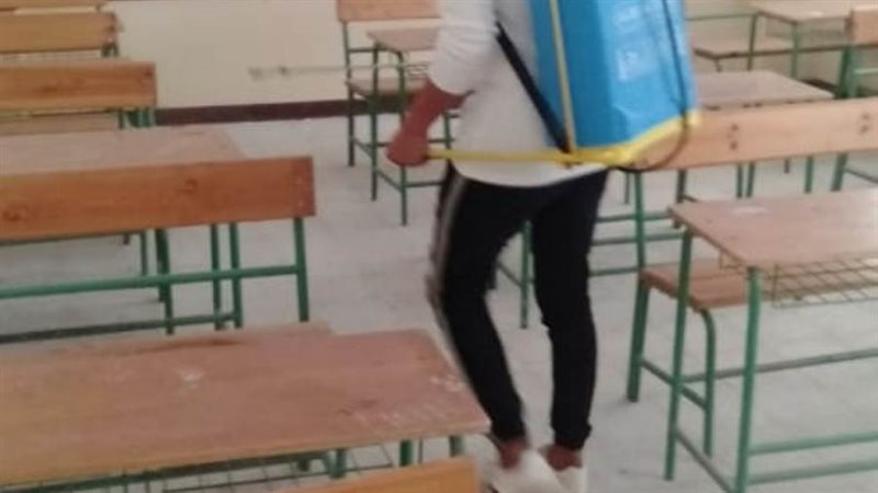 تطهير وتعقيم لجان