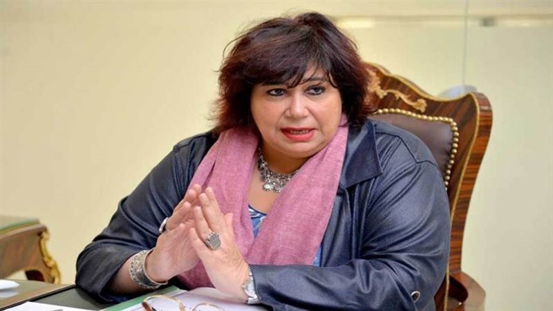 الدكتورة إيناس عبد