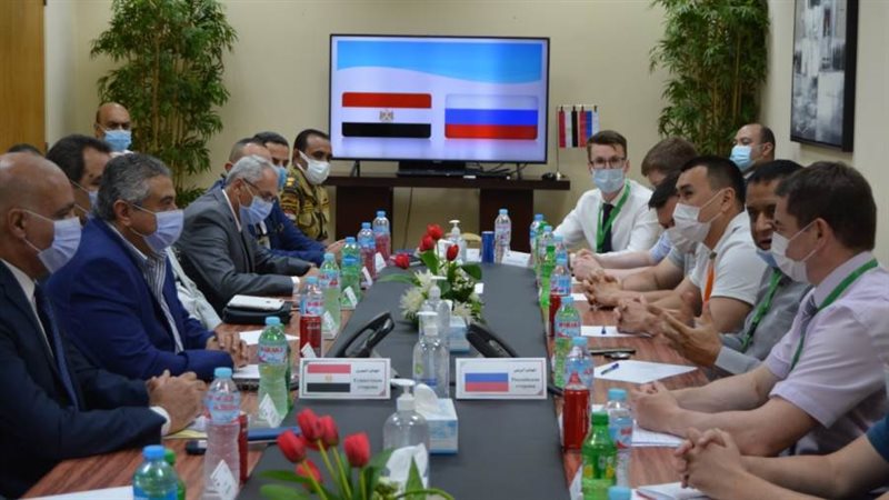 خلال اجتماع نائب