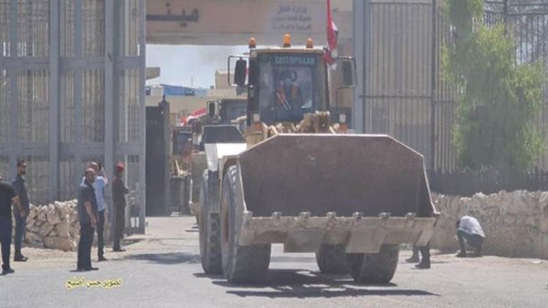 معدات هندسية وأطقم