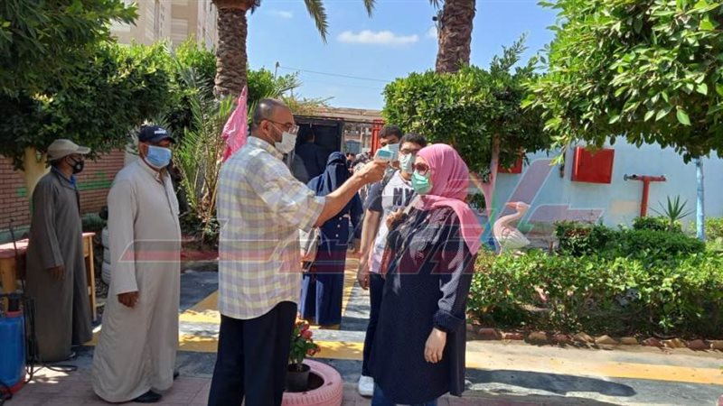 أثناء دخول الطلاب