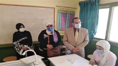 محافظ شمال سيناء يتفقد لجان الإعدادية ومركز توزيع الأسئلة ويطمئن على الاستراحات 